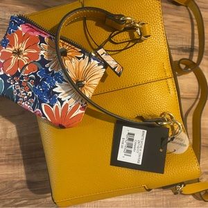 Brand new purse, comes with coin wallet